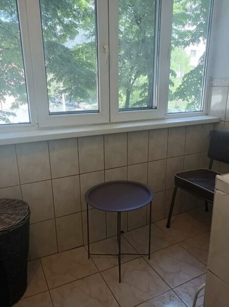 Dristor, 1 min metrou